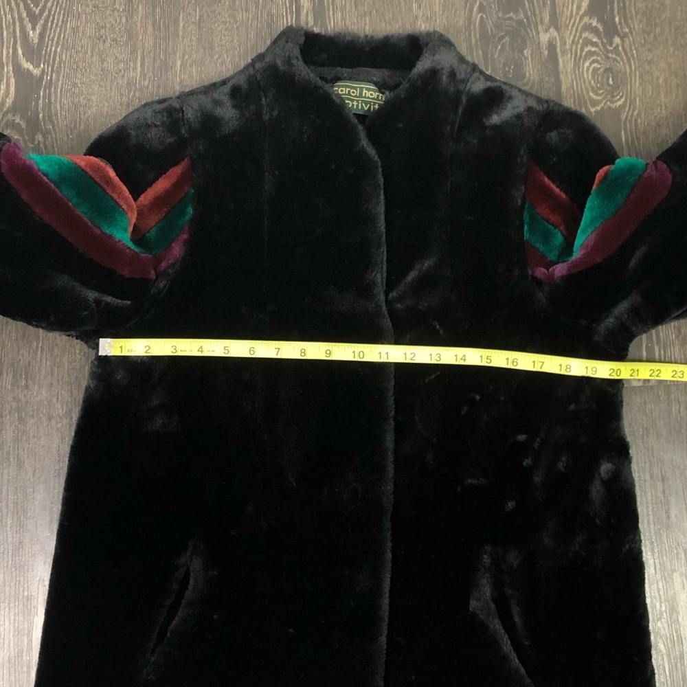 Vintage 70s/80s Faux Fur Coat - Picture 6 of 10
